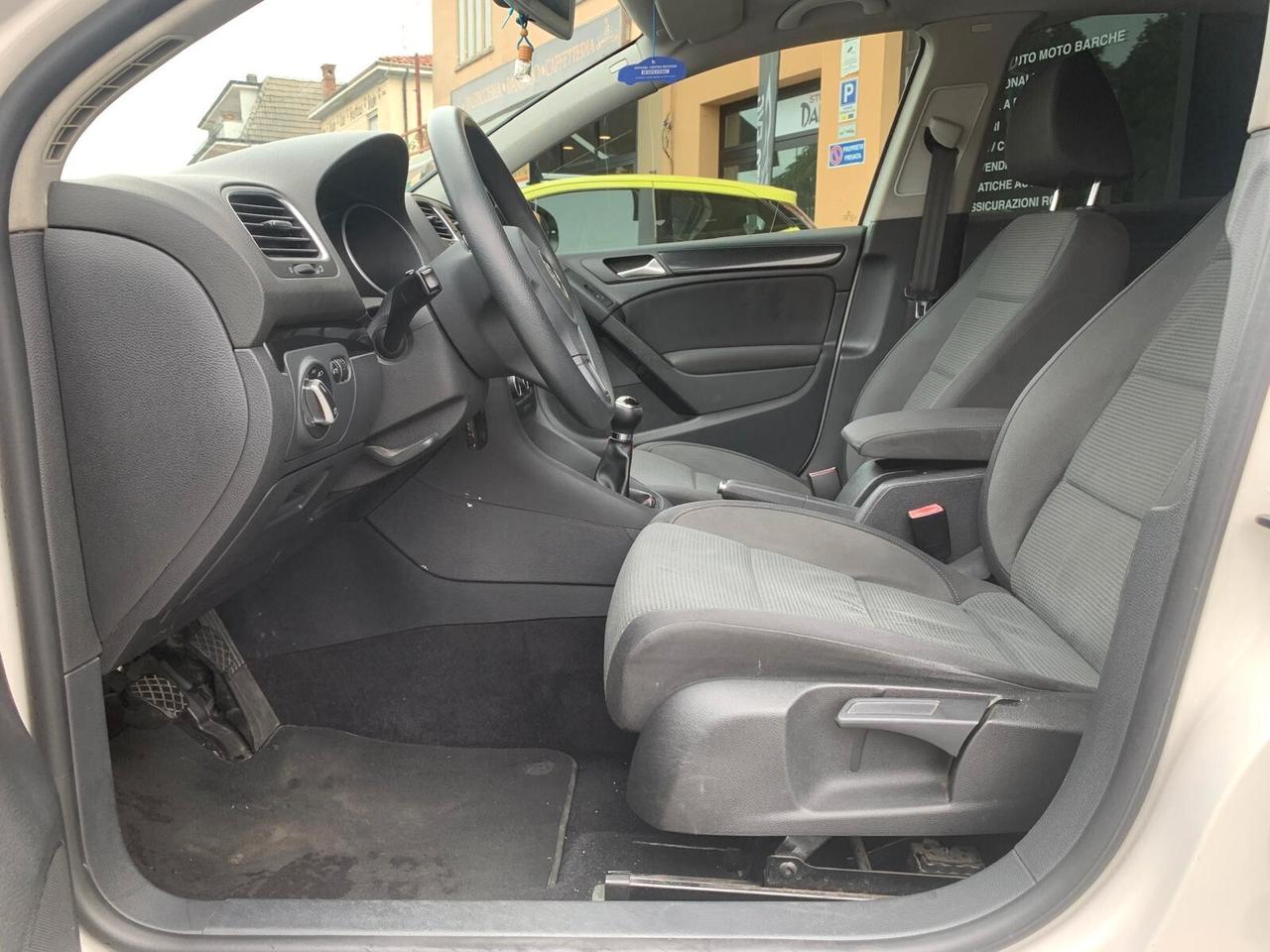 Volkswagen Golf VI 1.6 TDI 5p. Highline Neopat.