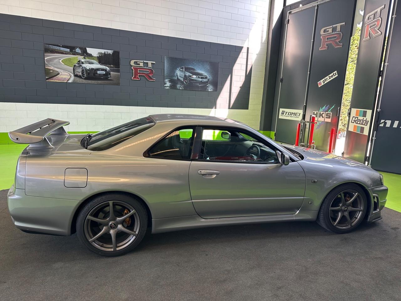 Nissan Skyline gtr r34 V-SPEC
