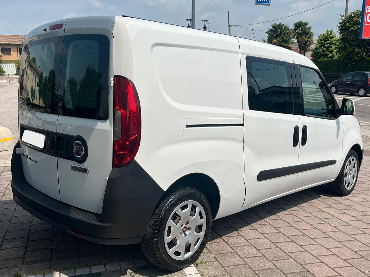 Fiat Doblò 1.6 MJT 105CV PL-TN Cargo Maxi Lamierato SX