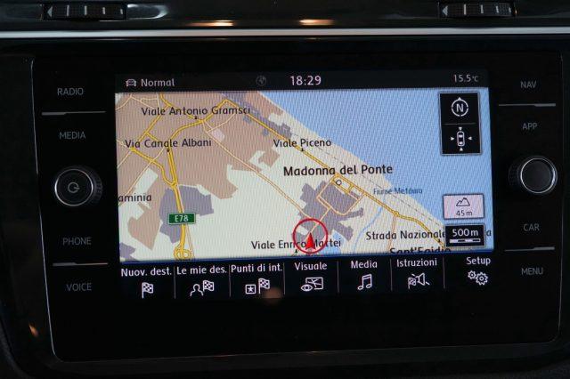 VOLKSWAGEN Tiguan 2.0 TDI SCR 4MOTION Business BlueMotion Technology