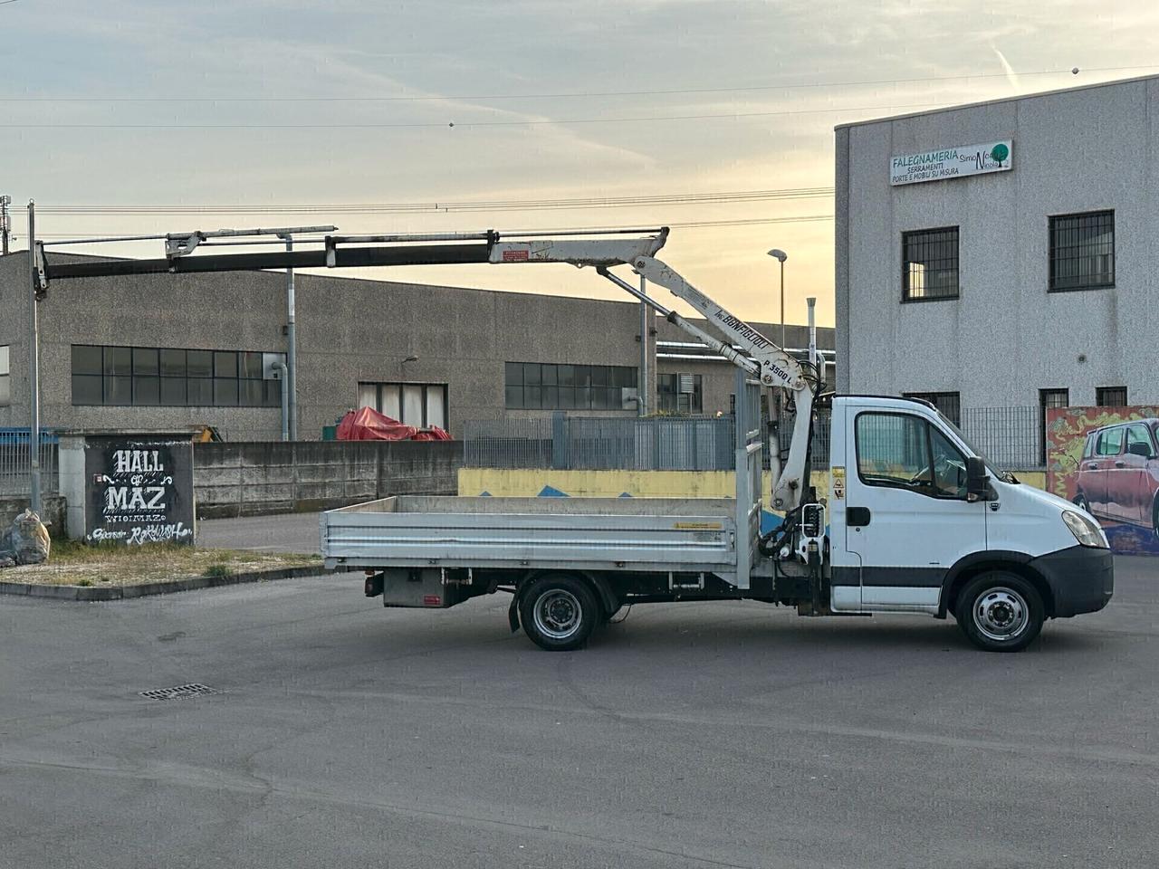 IVECO DAILY 35C12 CON GRU BONFIGLIOLI P35 SUPER PREZZO!