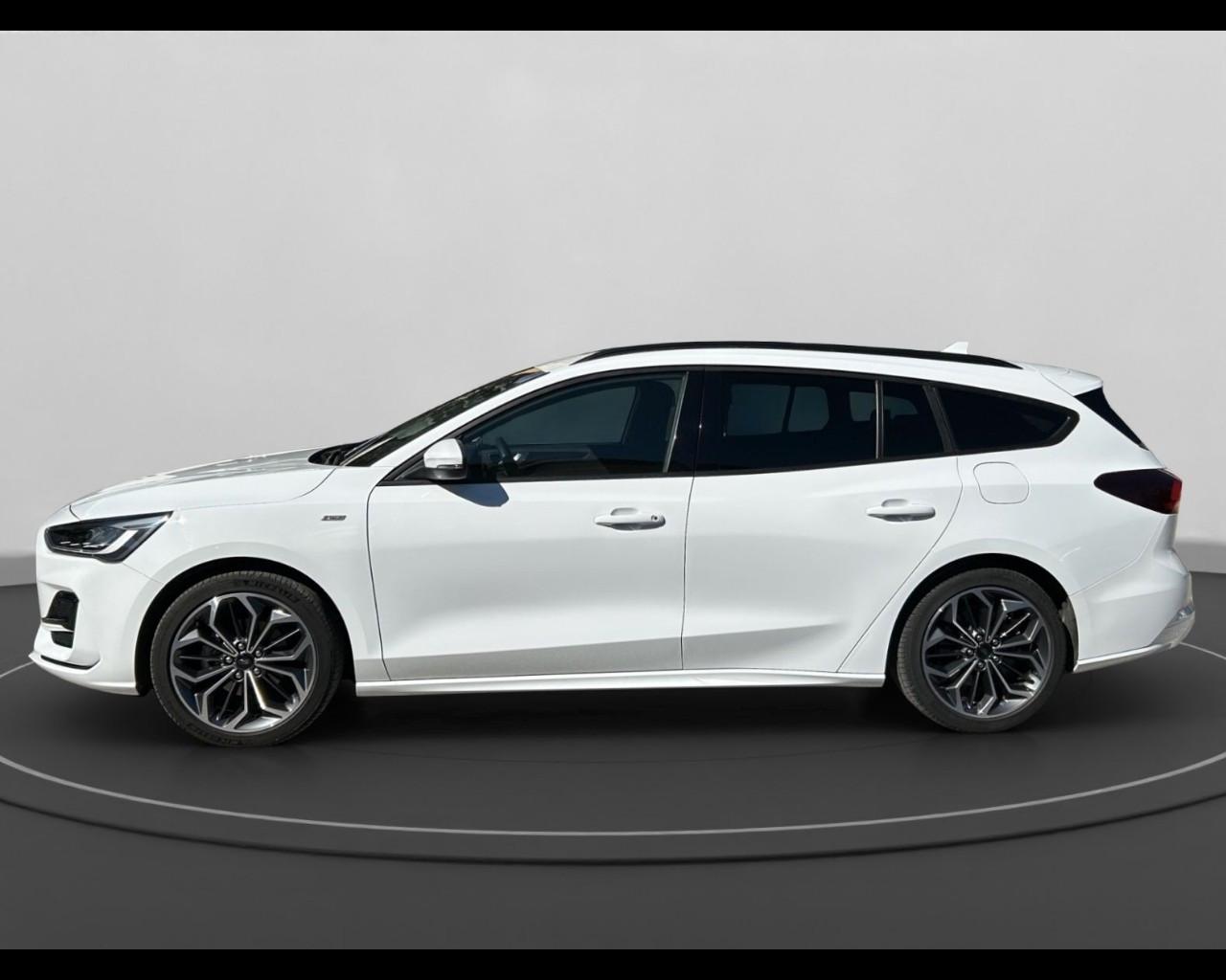 FORD Focus V 2022 SW - Focus SW 1.0t ecoboost h ST-Line X 125cv