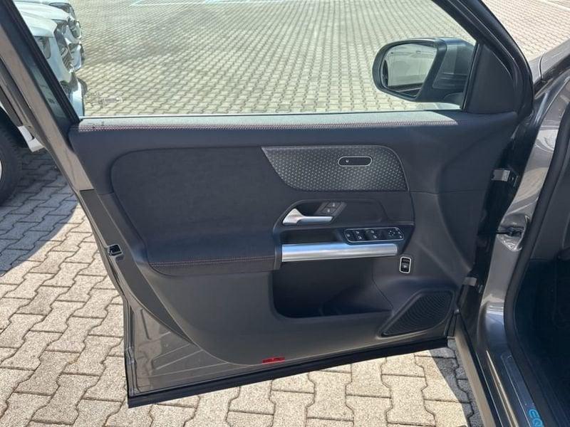 Mercedes-Benz EQA 300 4Matic AMG Line Advanced Digital Edition