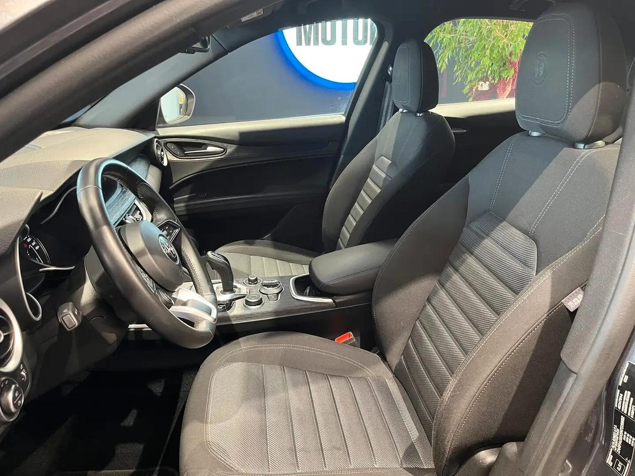 Alfa Romeo Stelvio 2.2 Turbodiesel 190 CV AT8 RWD Business