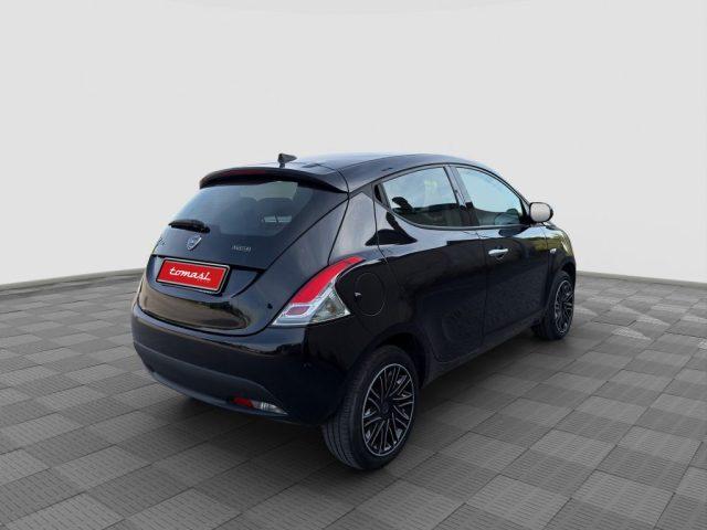 LANCIA Ypsilon Ypsilon 1.0 FireFly 5 porte S&S Hybrid Silver