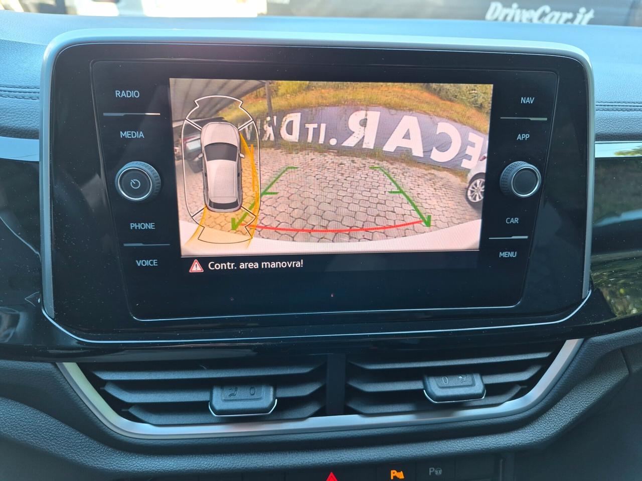 Volkswagen T-Roc 1.5 TSI R-LINE DSG LED APPLE CAR PLAY/ANDROID AUTO RETROCAMERA ACC WIRELESS VETRI PRIVACY AMBIENT LIGHT COCKPIT PRO