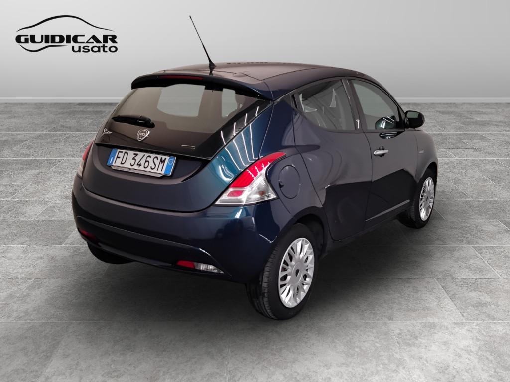 LANCIA Ypsilon III 2015 - Ypsilon 1.2 Silver 69cv