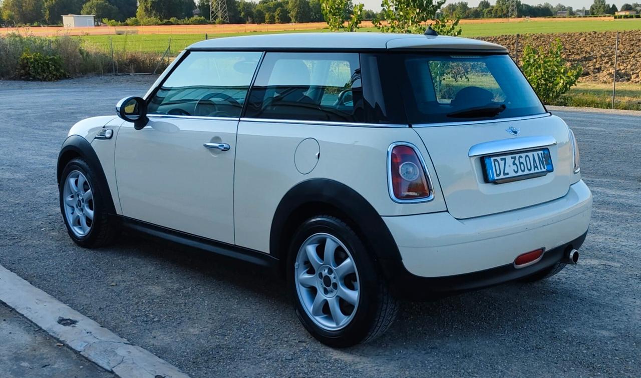 Mini 1.4 16V Abbey Road