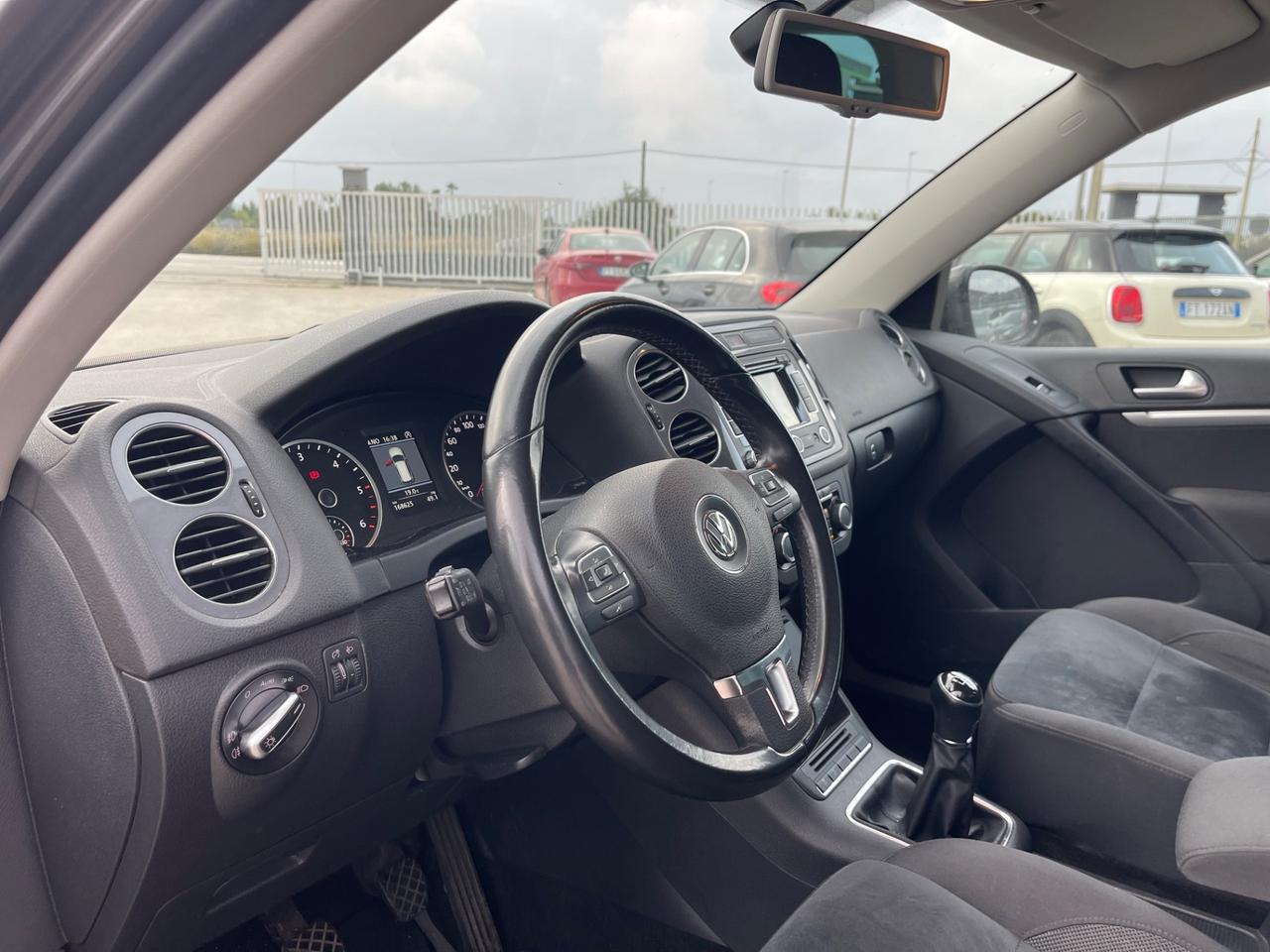 VOLKSWAGEN TIGUAN 2.0 TDI 140CV FULL NAVI MY14