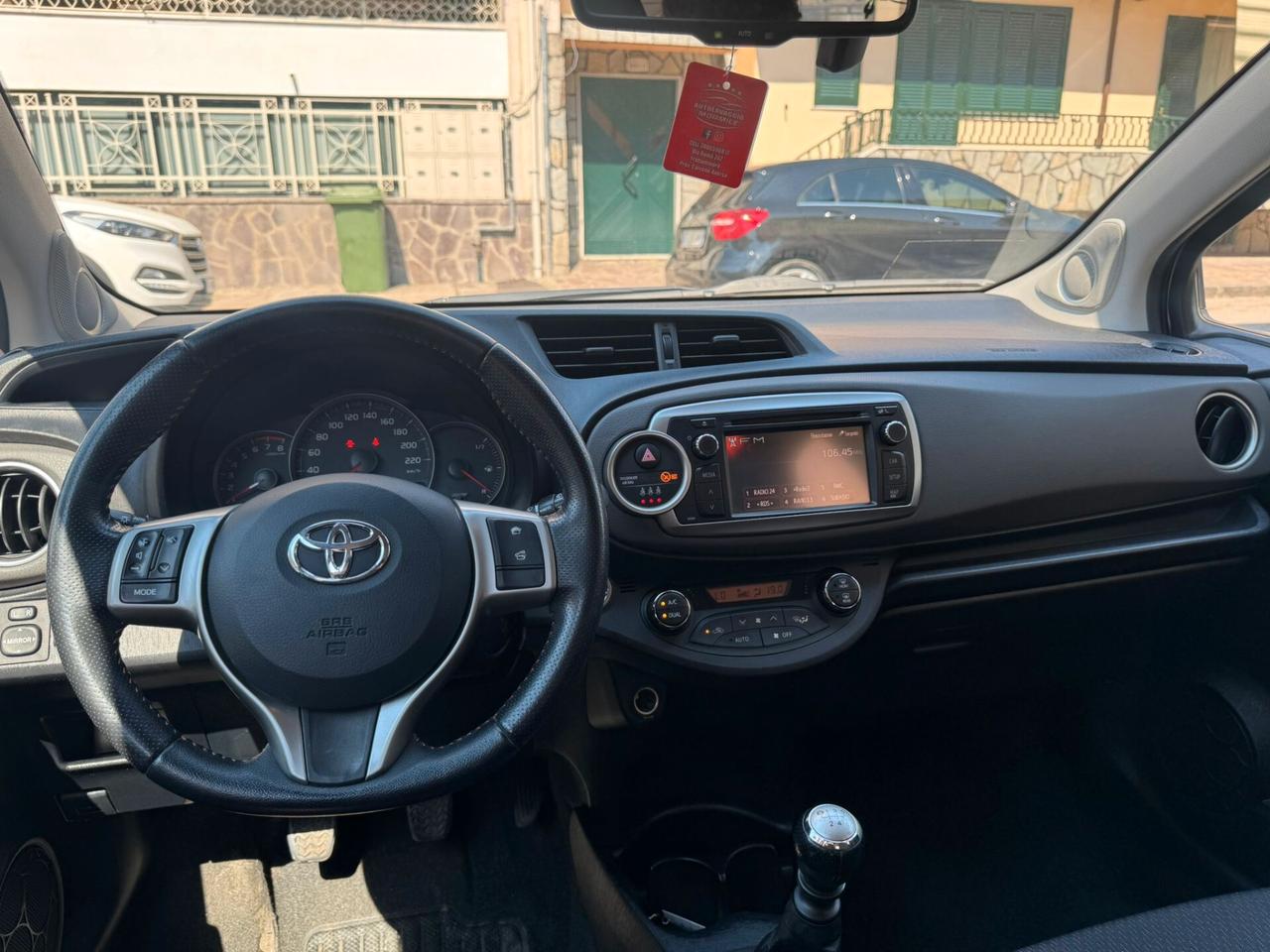 Toyota Yaris 1.3 5 porte Lounge