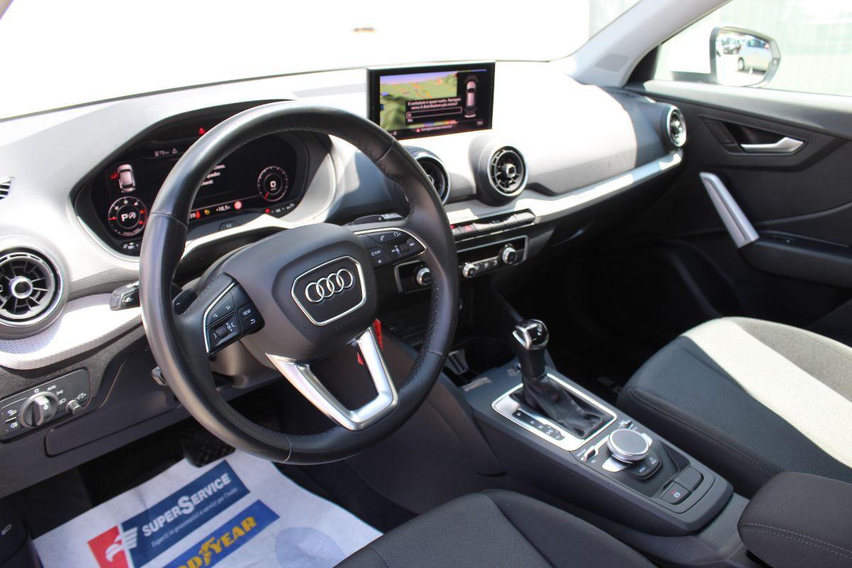 AUDI - Q2 - 35 TDI quattro S tronic Business