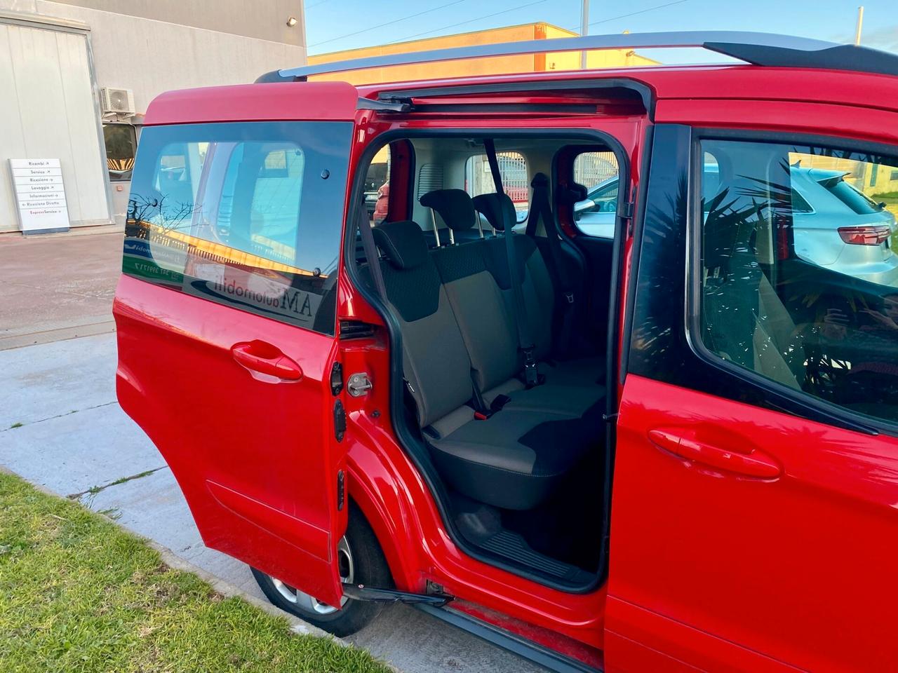 Ford Tourneo Courier 1.0 EcoBoost 100 CV S&S Plus