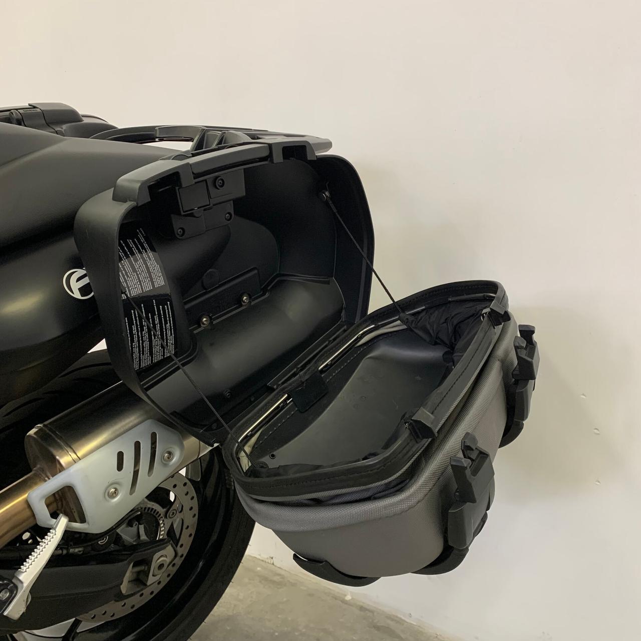 Bmw F 800 R - Borse laterali Manopole riscaldate Doppio cupolino etc