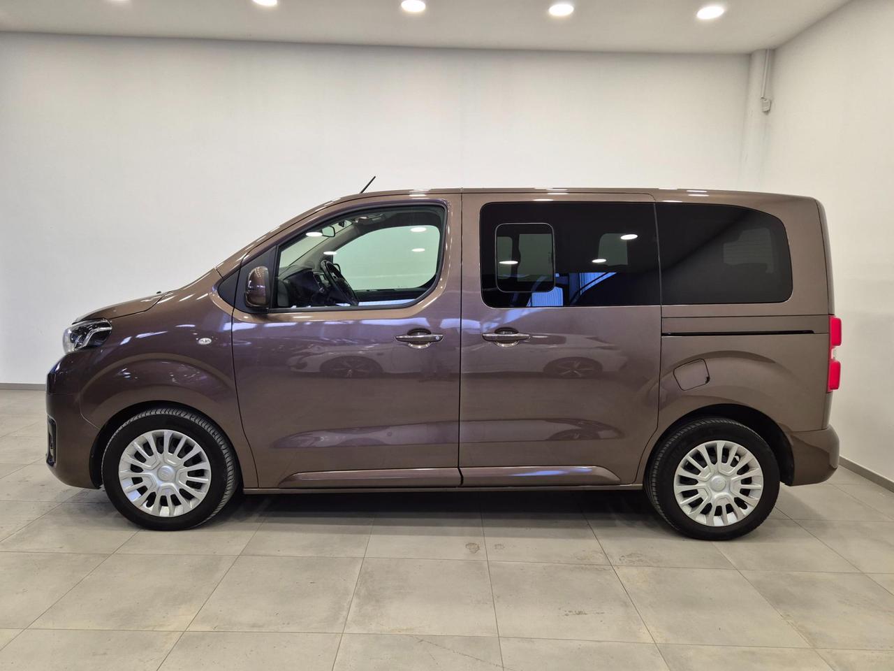 TOYOTA Proace Verso 2.0d 180cv S&S auto Family - 8 POSTI - Cruise/Lim - Keyless