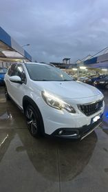 PEUGEOT 2008 1,6 DIESEL FULL OPTIONAL