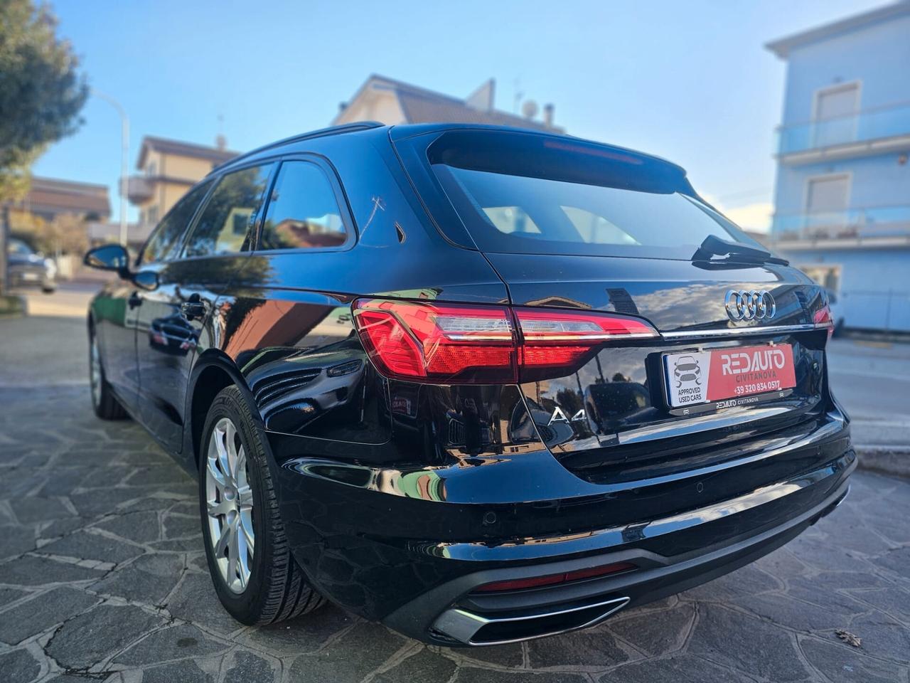 Audi A4 Avant 40 TDI S tronic Business