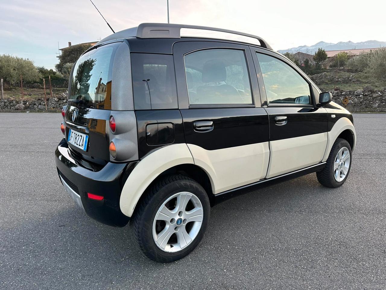 Fiat Panda 1.3 4x4 Cross