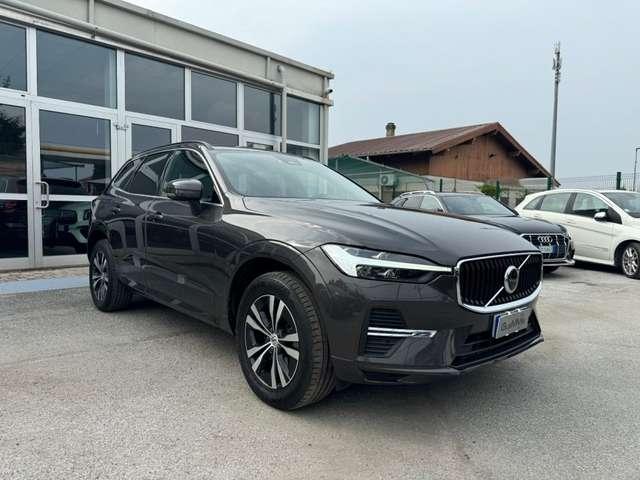 Volvo XC60 B4 (d) AWD automatico N1