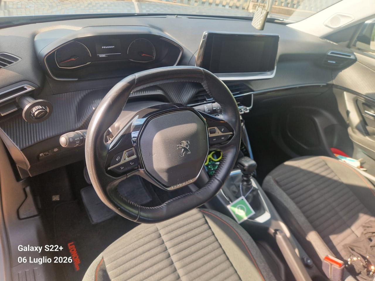 Peugeot 2008 PureTech 100 S&S Allure