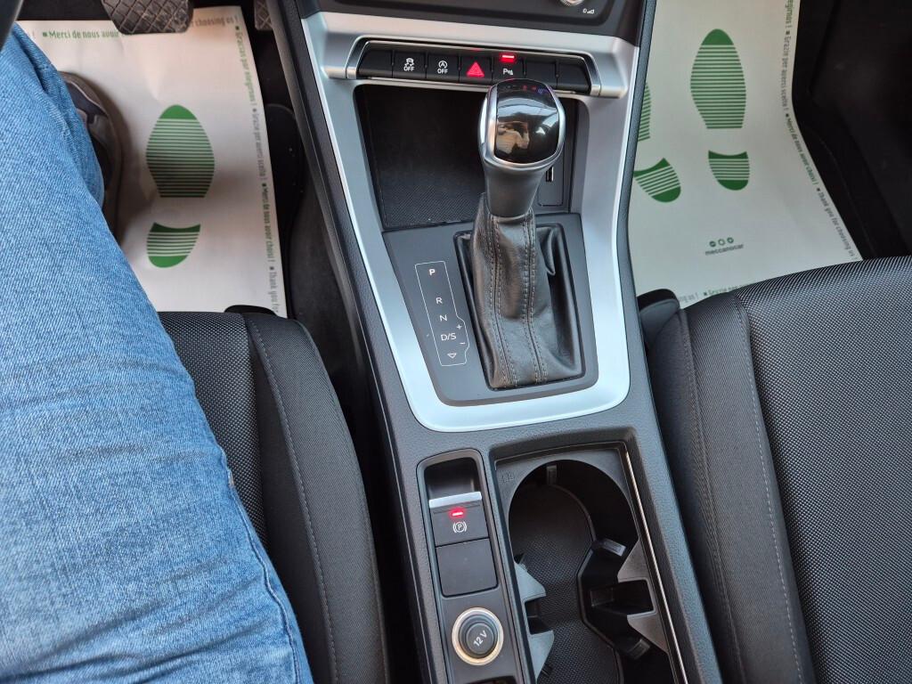 Audi Q3 2.0 TDI 150CV S-tronic BUSINESS