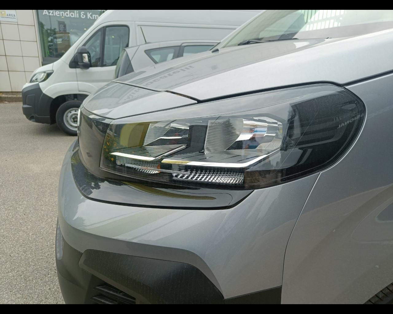 OPEL Vivaro Life Combi 2.0 BlueHDi 180 Lunghezza Media