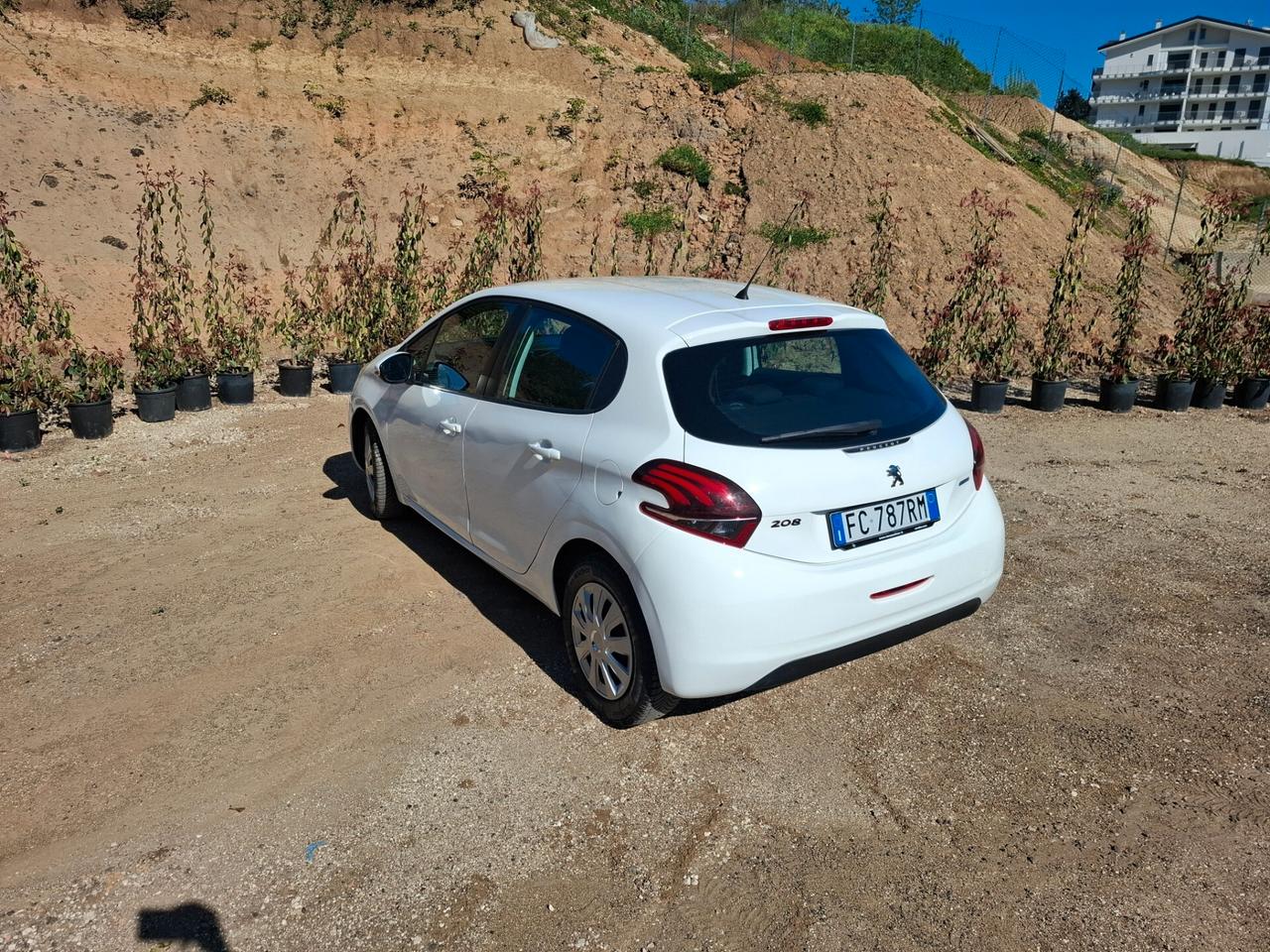 Peugeot 208 PureTech 82 5 porte Allure