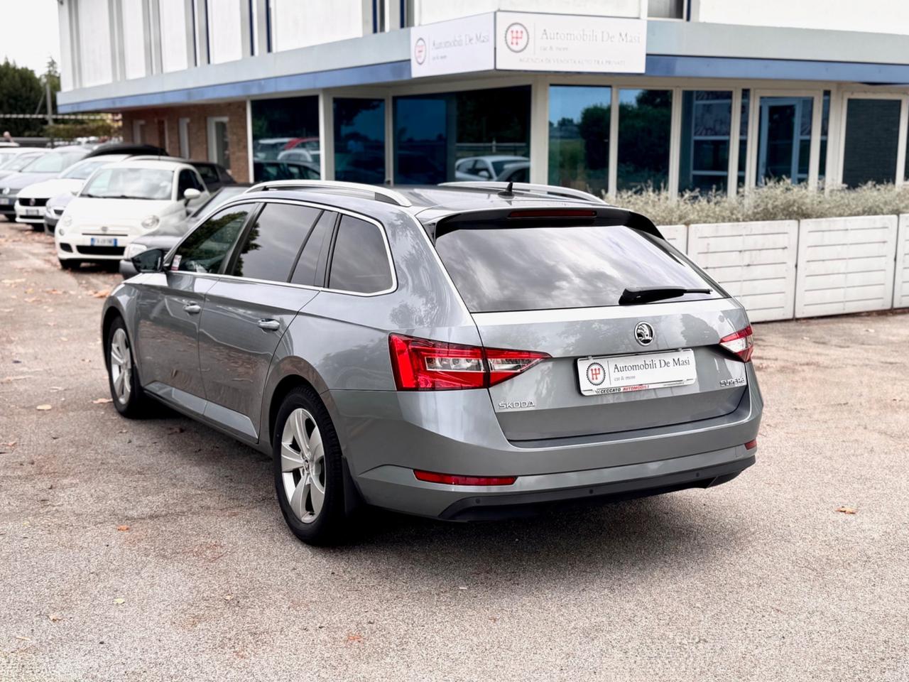 Skoda Superb 1.6 TDI DSG Wagon Executive