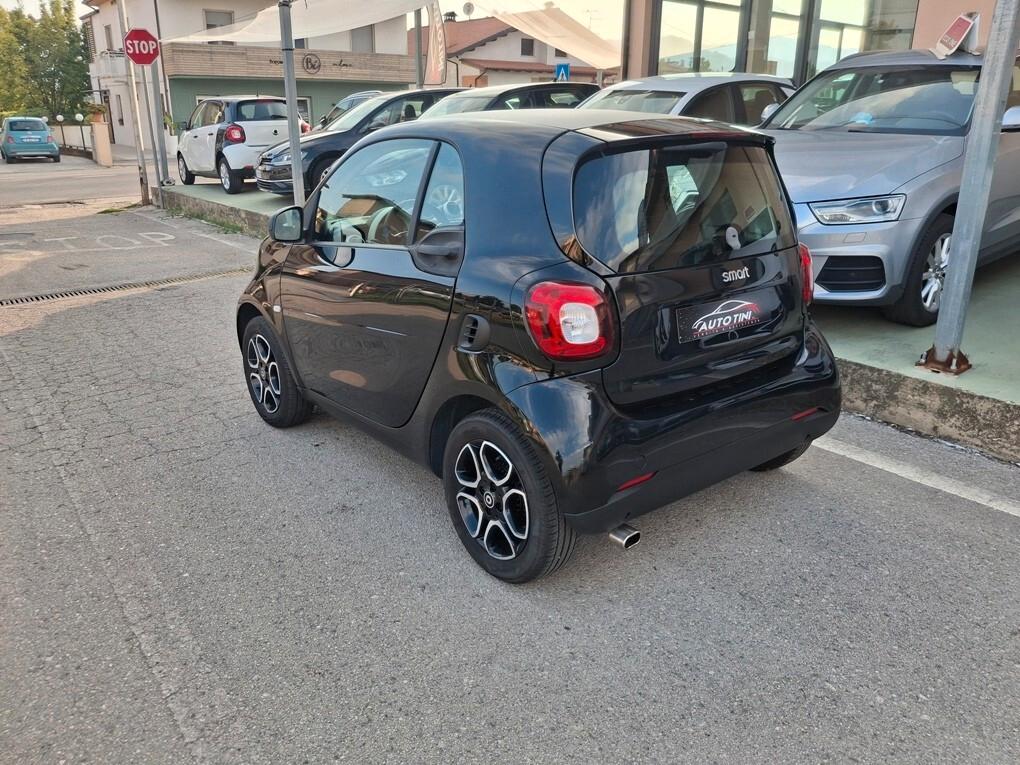 Smart ForTwo 1.0 Twinamic Passion TotalBlack 2016