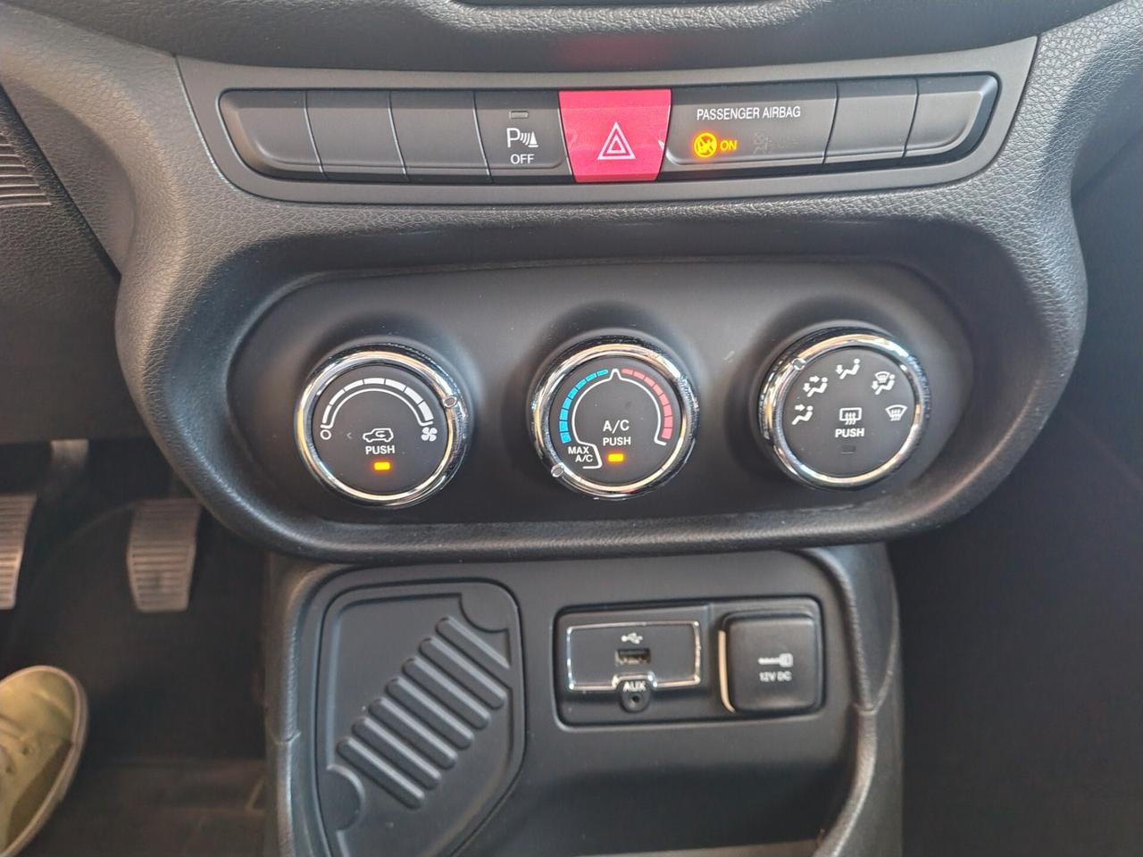 Jeep Renegade 1.6 Mjt 105 CV Business