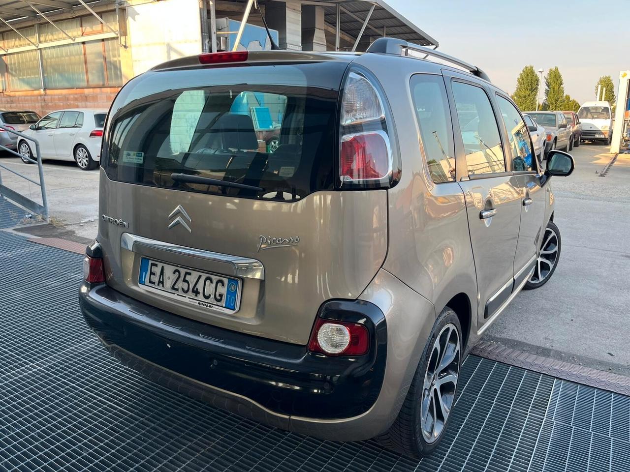 Citroen C3 Picasso 1.6 B/GPL 2033 Neopatentati Pelle Tetto