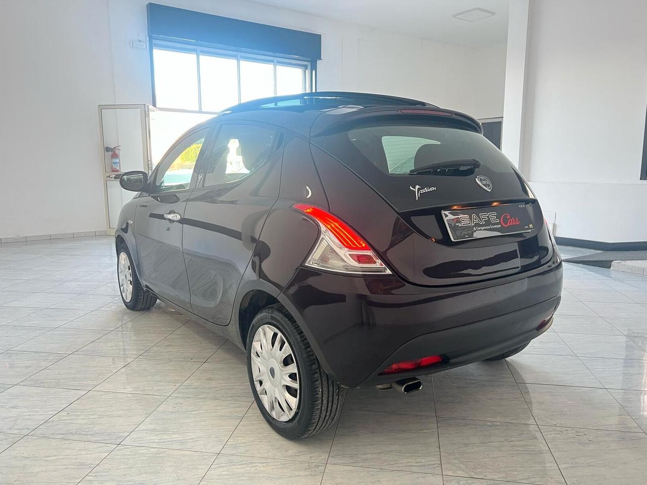 Lancia Ypsilon 1.3 MJT 16V 95 CV 5 porte Gold