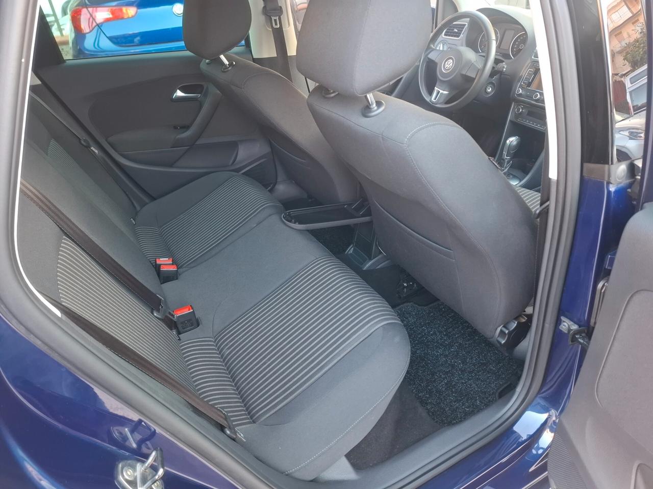 Volkswagen Polo - 1.6 TDI / Cambio automatico /