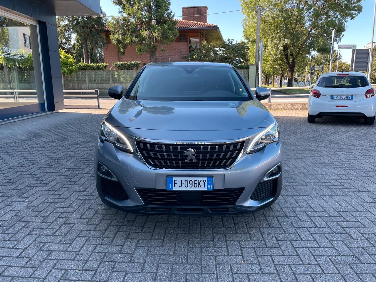 Peugeot 3008 BlueHDi 120CV Active **2 ANNI DI GARANZIA**