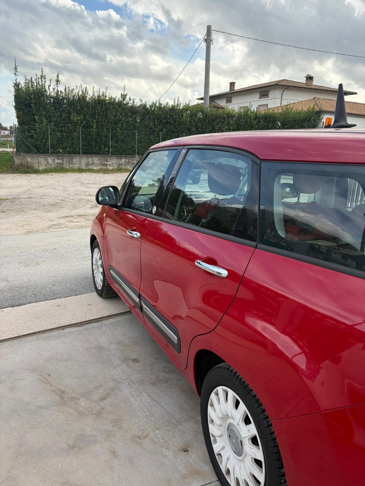 Fiat 500L Living 1.6 Multijet 105 CV 7 posti garantita