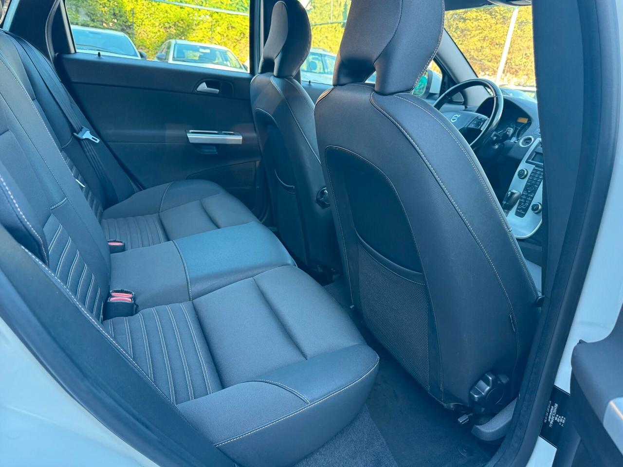 Volvo V50 D2 POLAR