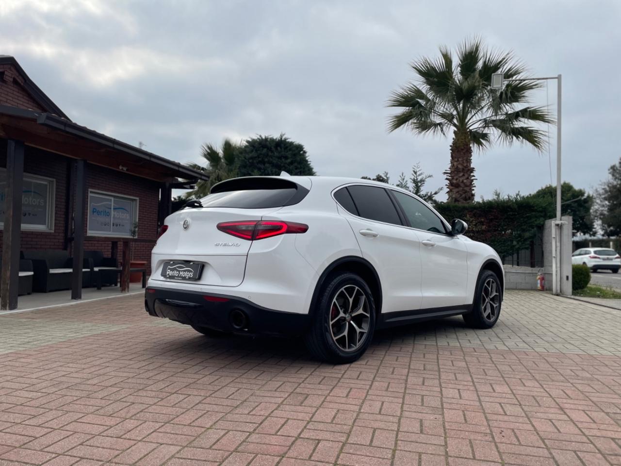 Alfa Romeo Stelvio 2.2 Turbodiesel 210 CV AT8 Q4 Executive