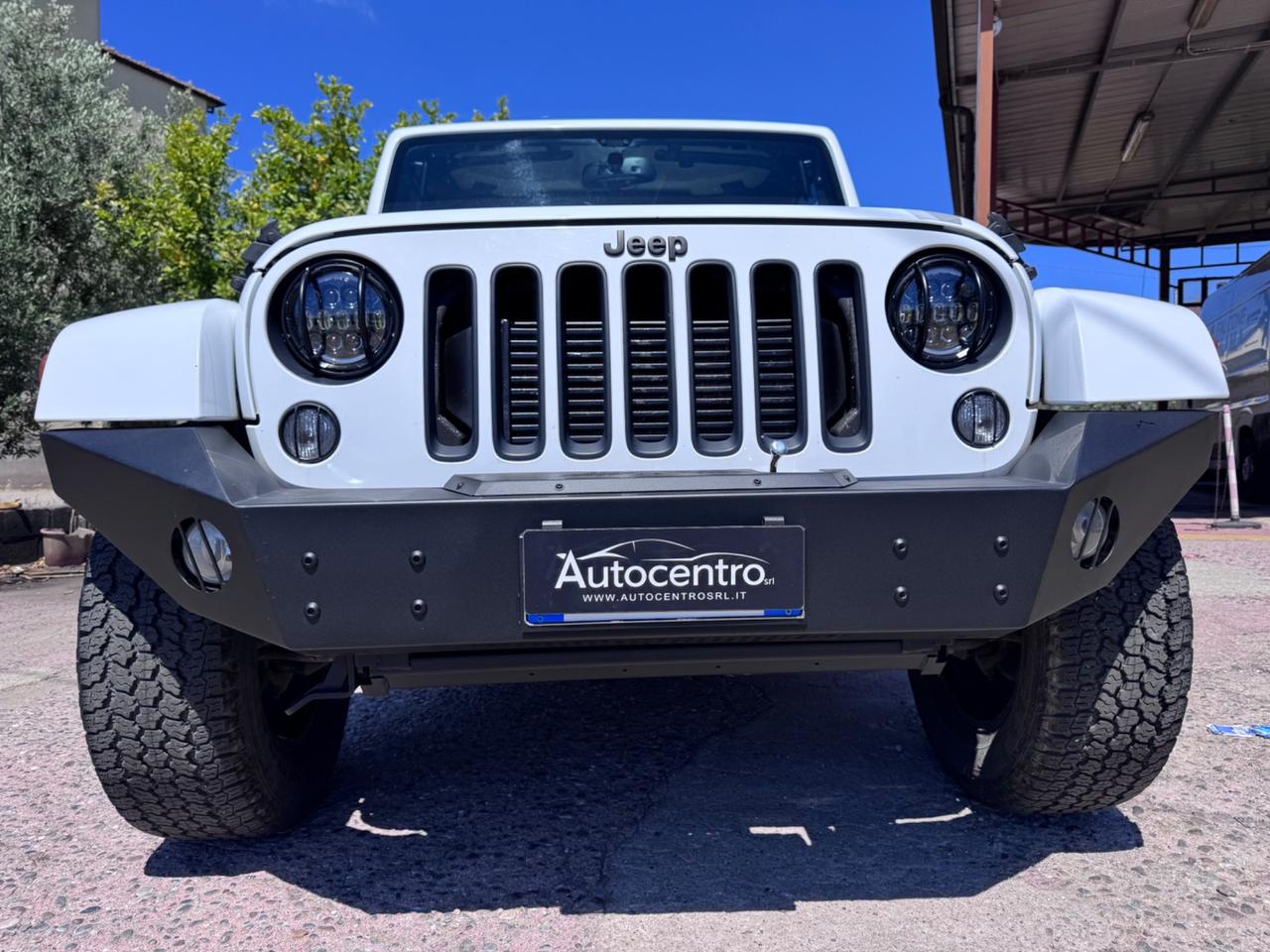 Jeep Wrangler Unlimited 2.8 CRD DPF Sahara Auto