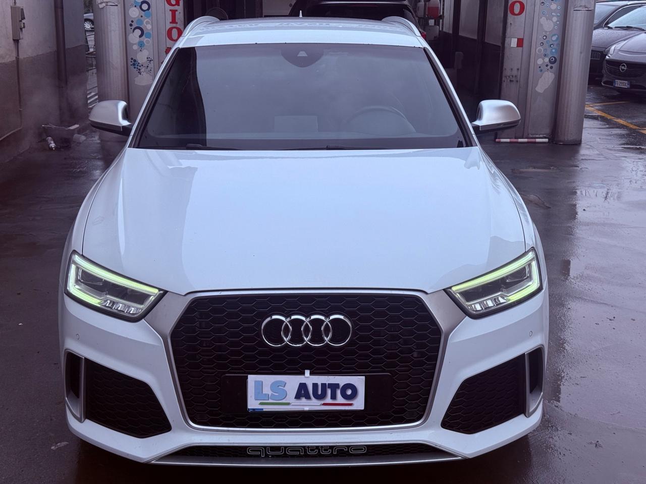 Audi Q3 RS 2.5 TFSI quattro S tronic