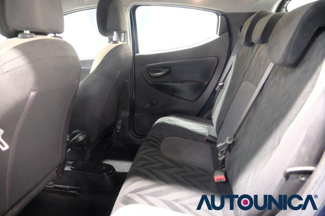 LANCIA Ypsilon 1.2 69 CV 5 PORTE GOLD NEOPATENTATI