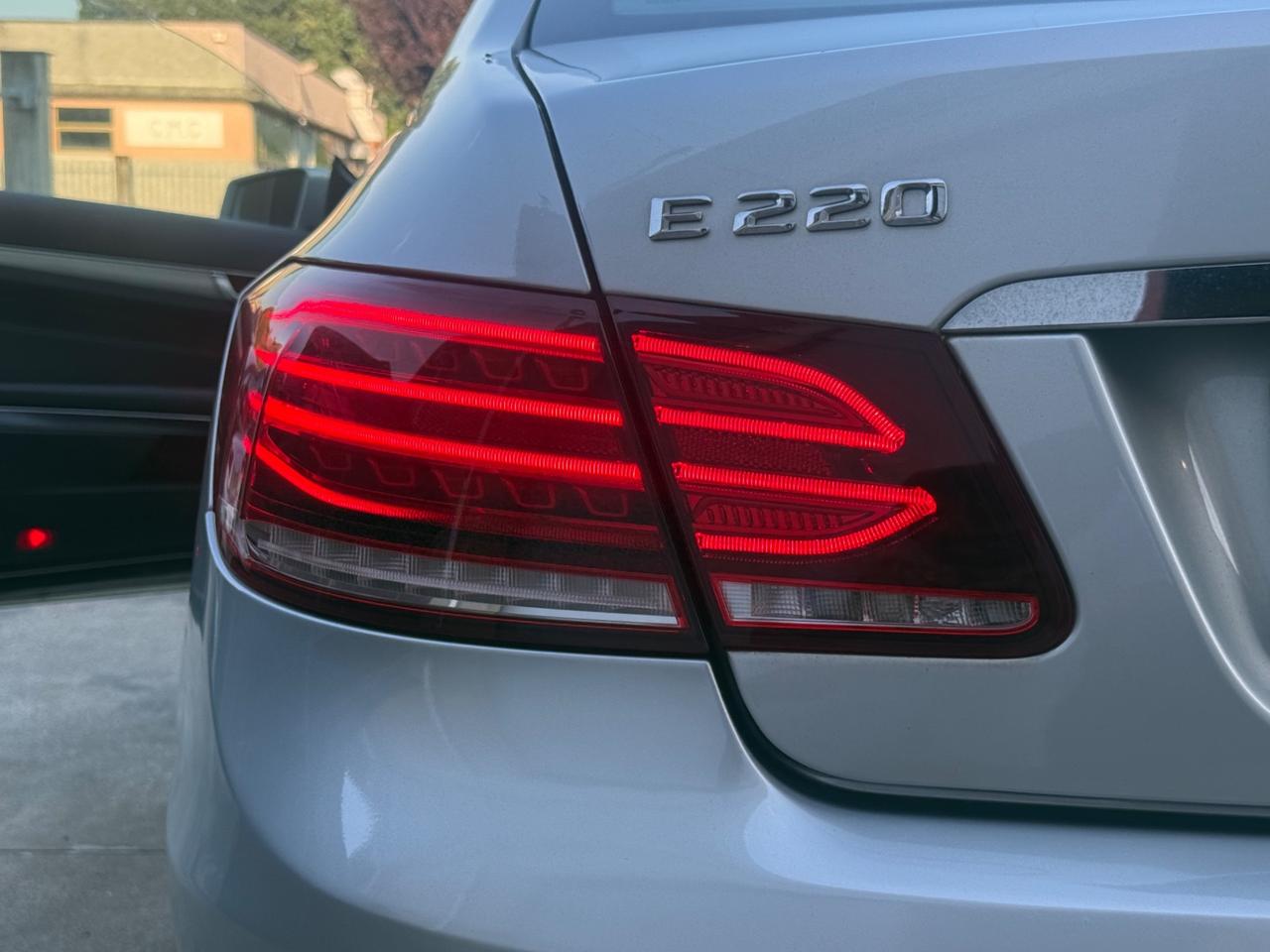 Mercedes-benz E 220 Coupé BlueTEC Premium