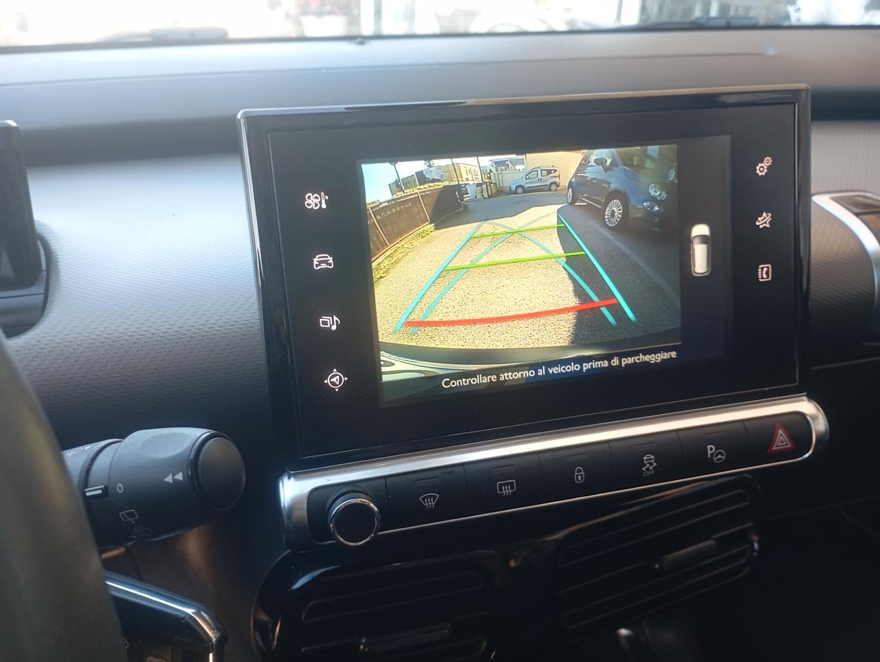 Citroen C4 Cactus PureTech 82 Shine full optional