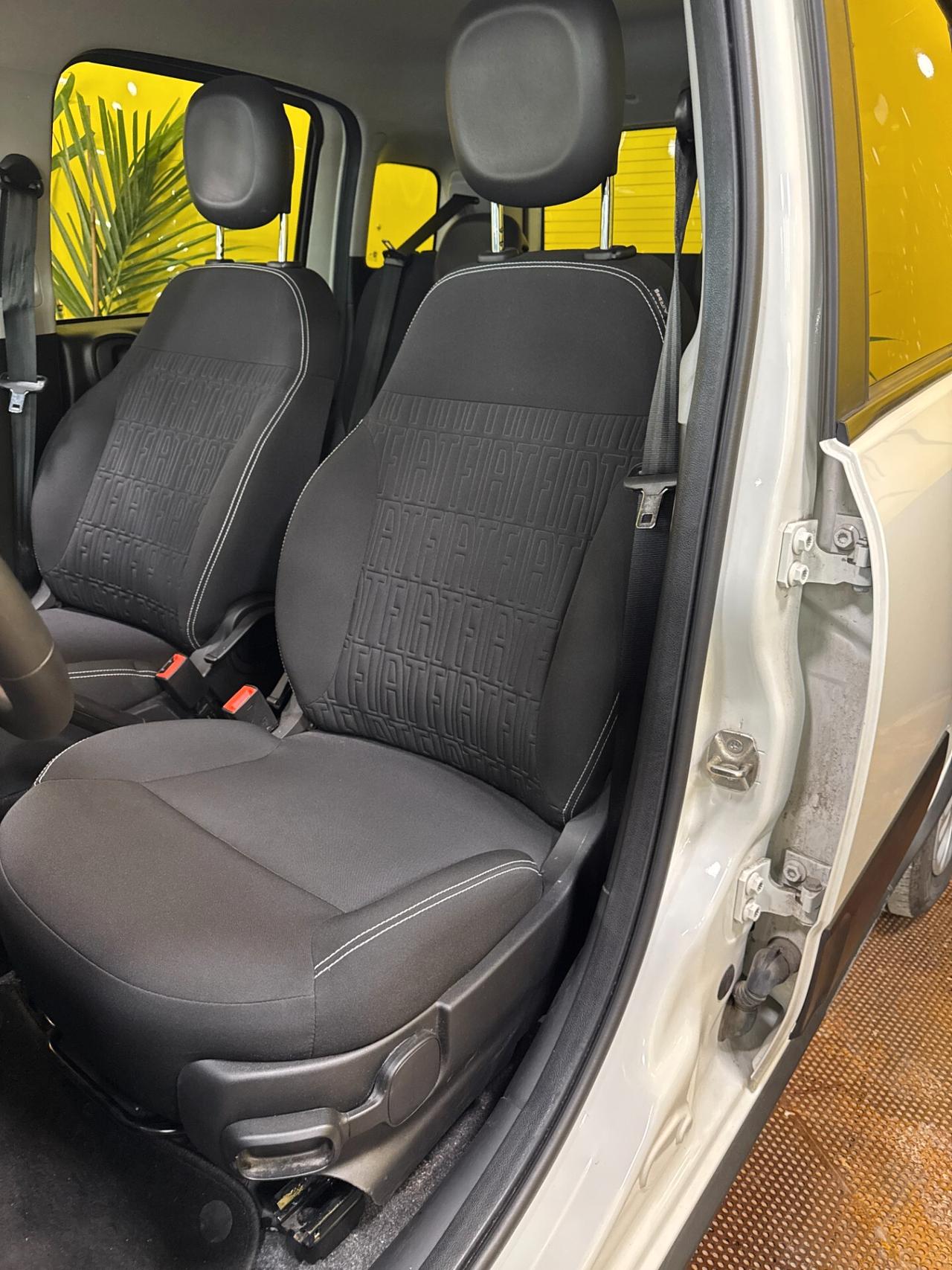 Fiat Panda 1.0 Hybrid Van 4 posti PERMUTA