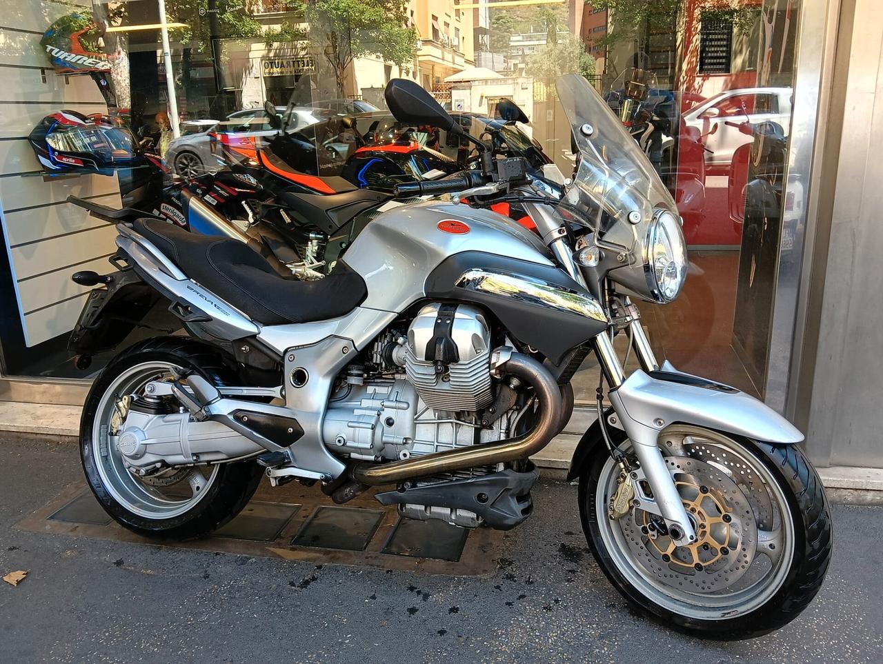 Moto Guzzi Breva 1200 MOTO GUZZI BREVA 1200 E3