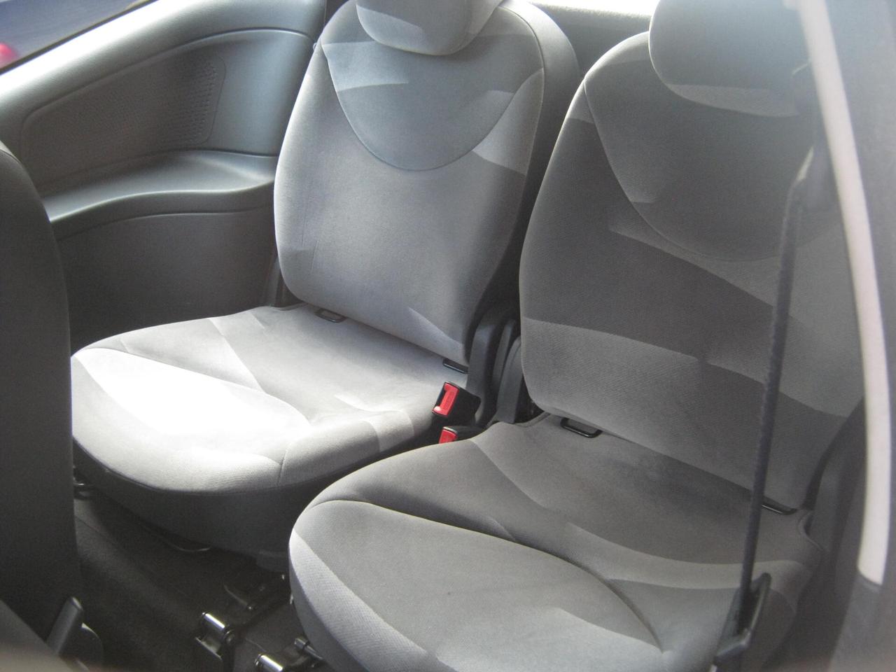 Citroen C2 1.1 Exclusive AUTOEMILIA