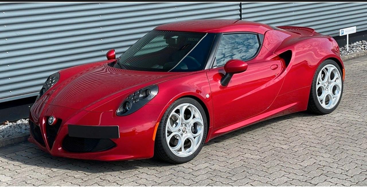 Alfa Romeo 4C 1750 TBi