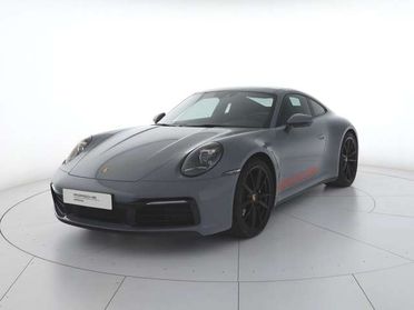 Porsche 992 coupe 3.0 carrera auto