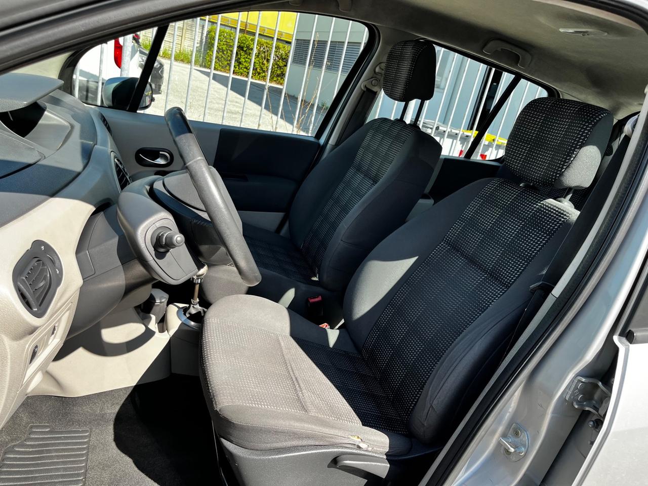 Renault Modus 1.2 16V Luxe Dynamique