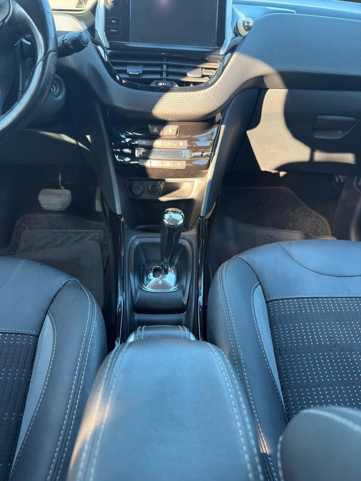 Peugeot 2008 1.6 e-HDi 92 CV Automatica Allure