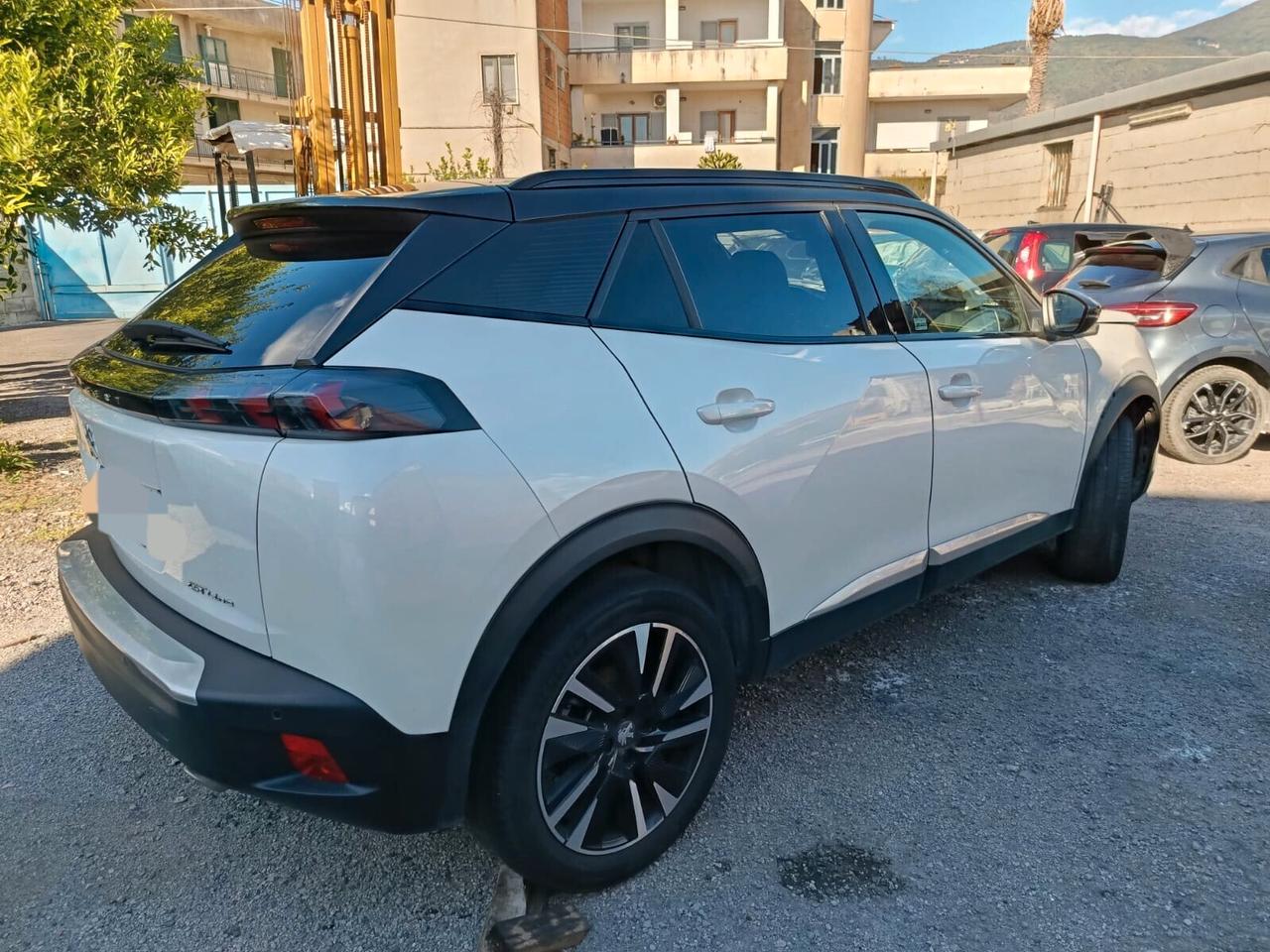 Peugeot 2008 BlueHDi 100 S&S GT Line-2020