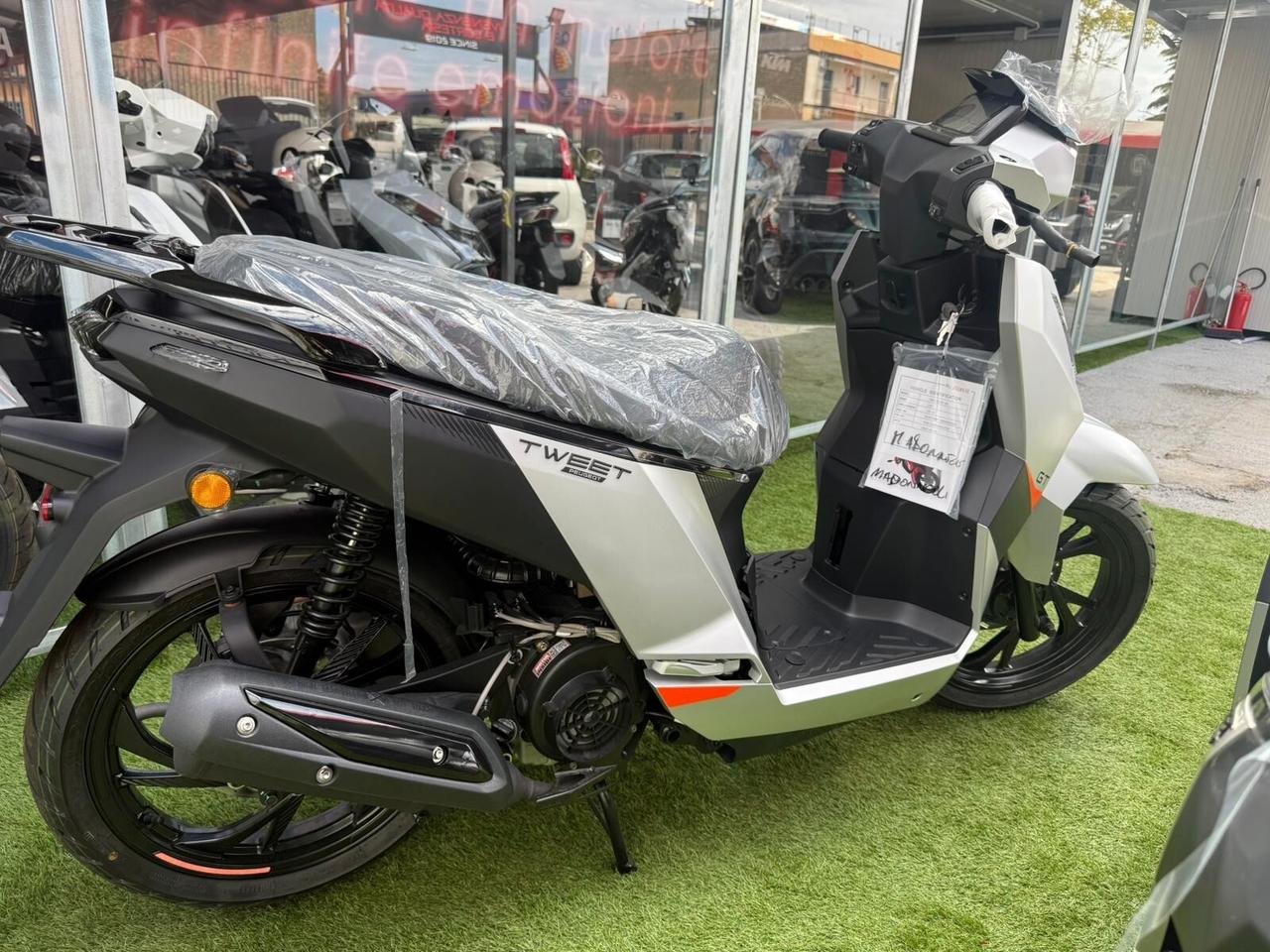 Peugeot Tweet 125 FL
